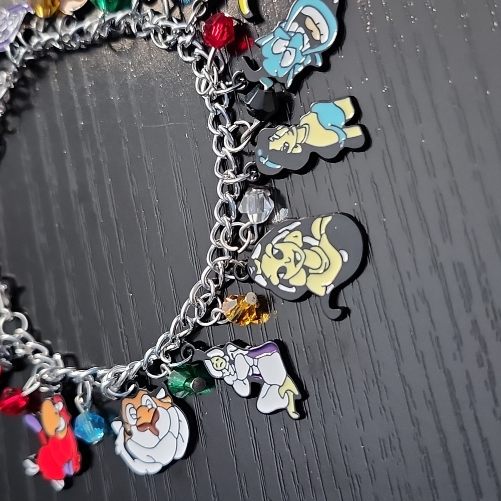Disney's Aladdin Charm Bracelet - Picture 3 of 6